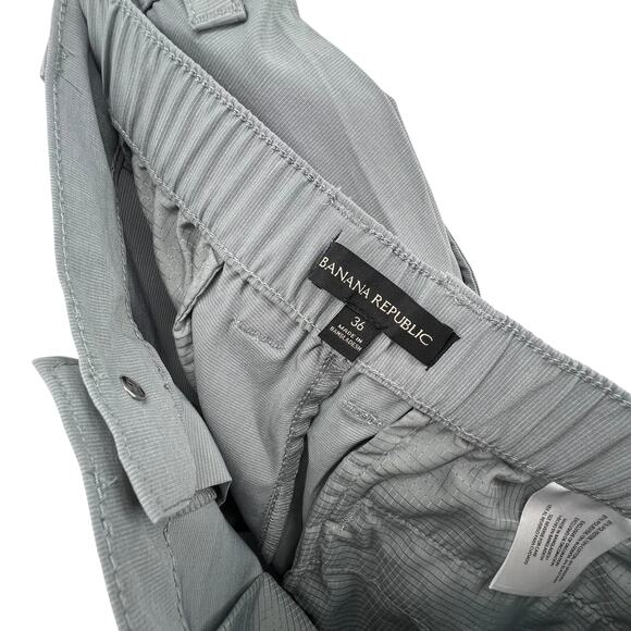 Banana Republic Size 36 Shorts Men's Elastic Back Flat Front Gray Pocket Stretch - Picture 3 of 3